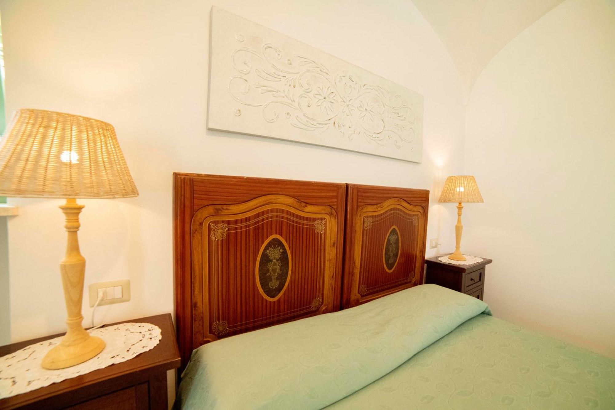 Bed and Breakfast Coppola Di Seta Locorotondo Exterior foto