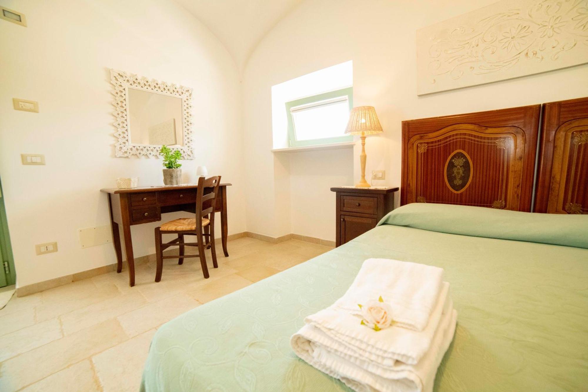 Bed and Breakfast Coppola Di Seta Locorotondo Exterior foto