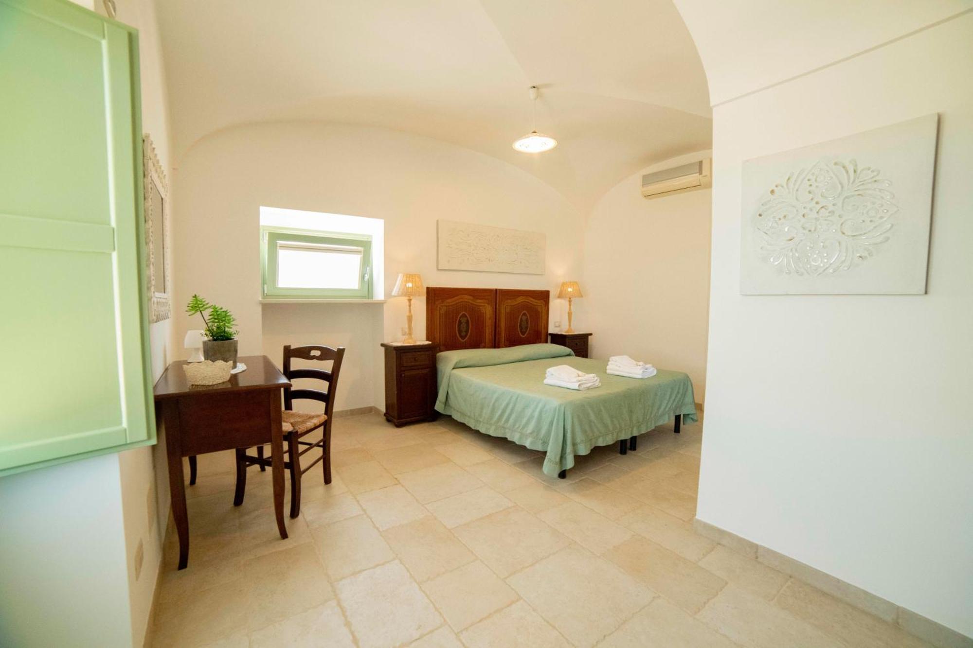 Bed and Breakfast Coppola Di Seta Locorotondo Exterior foto