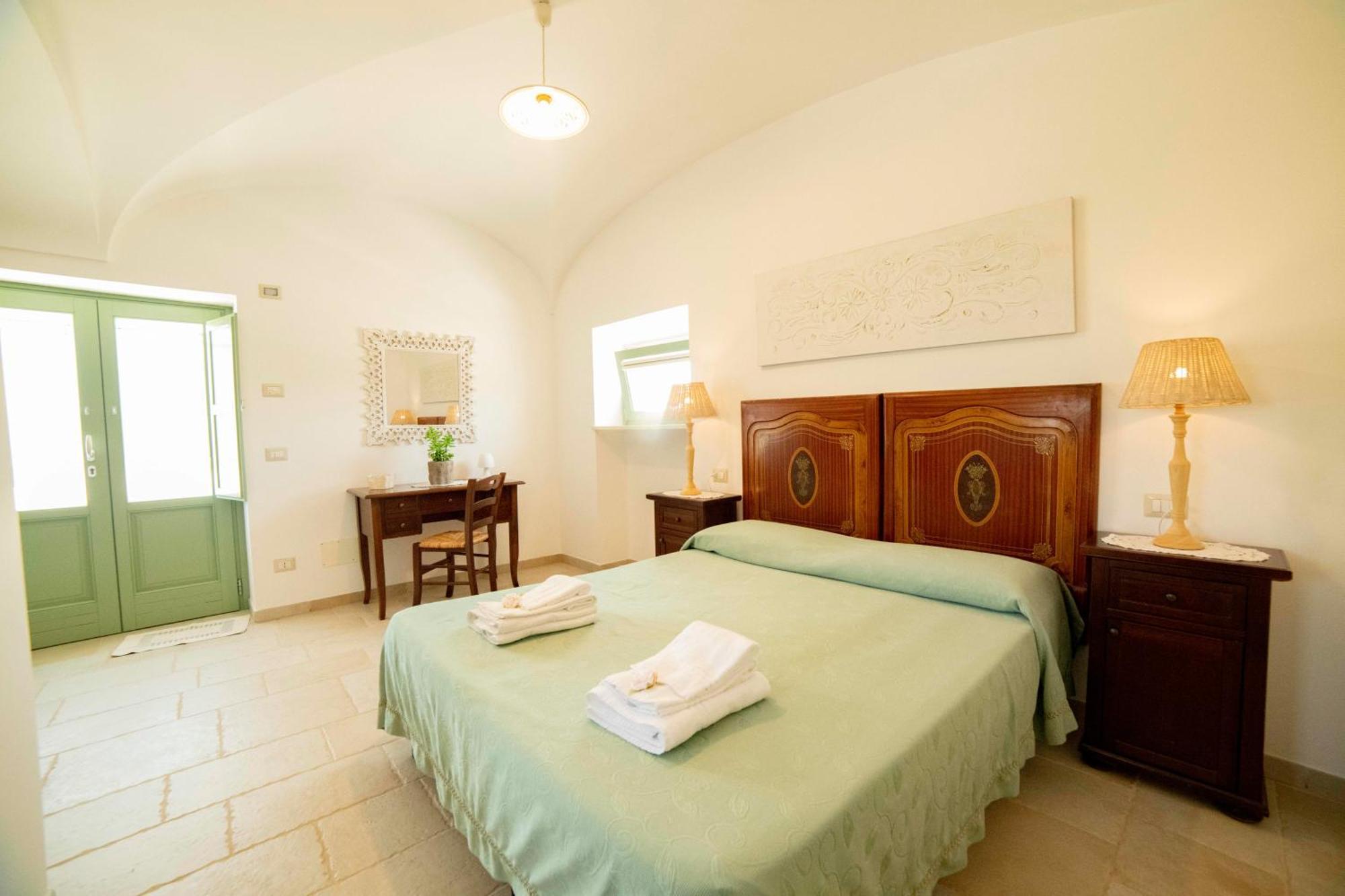 Bed and Breakfast Coppola Di Seta Locorotondo Exterior foto